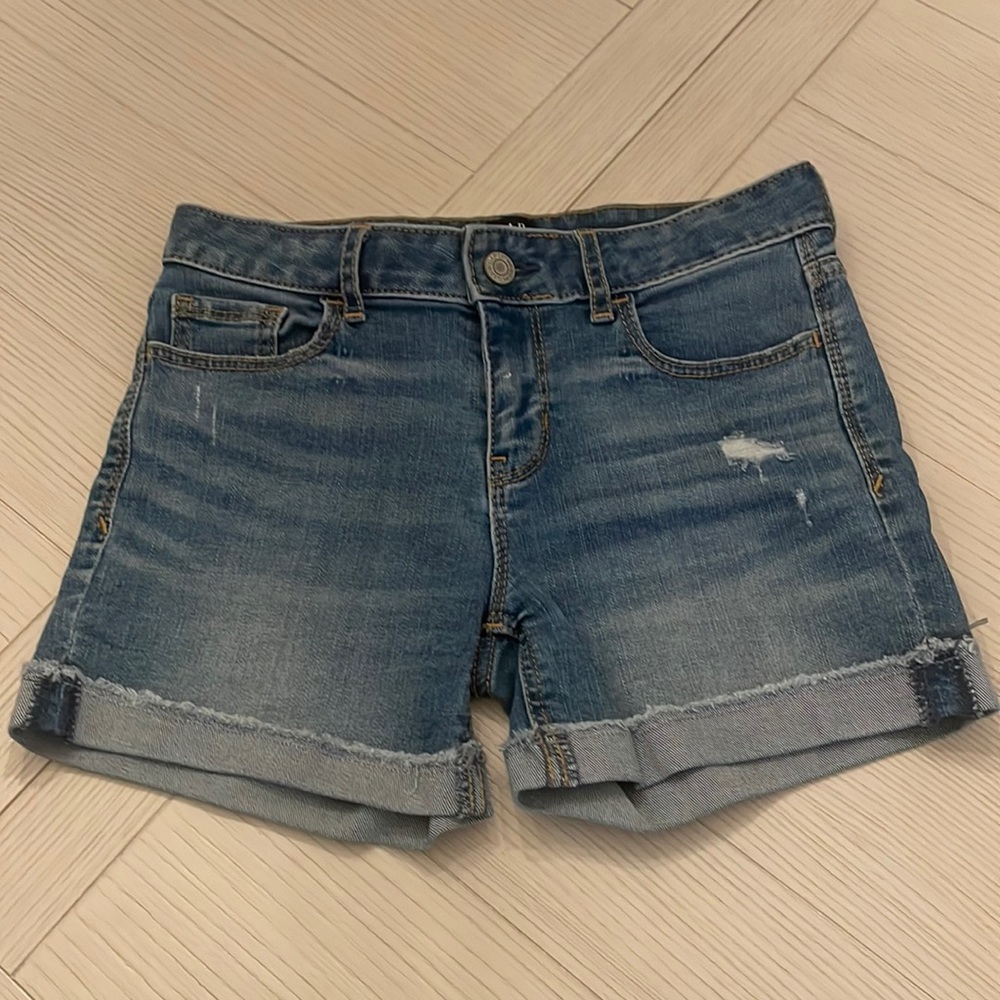 Gap kids stretch midi jean shorts size 10. EUC